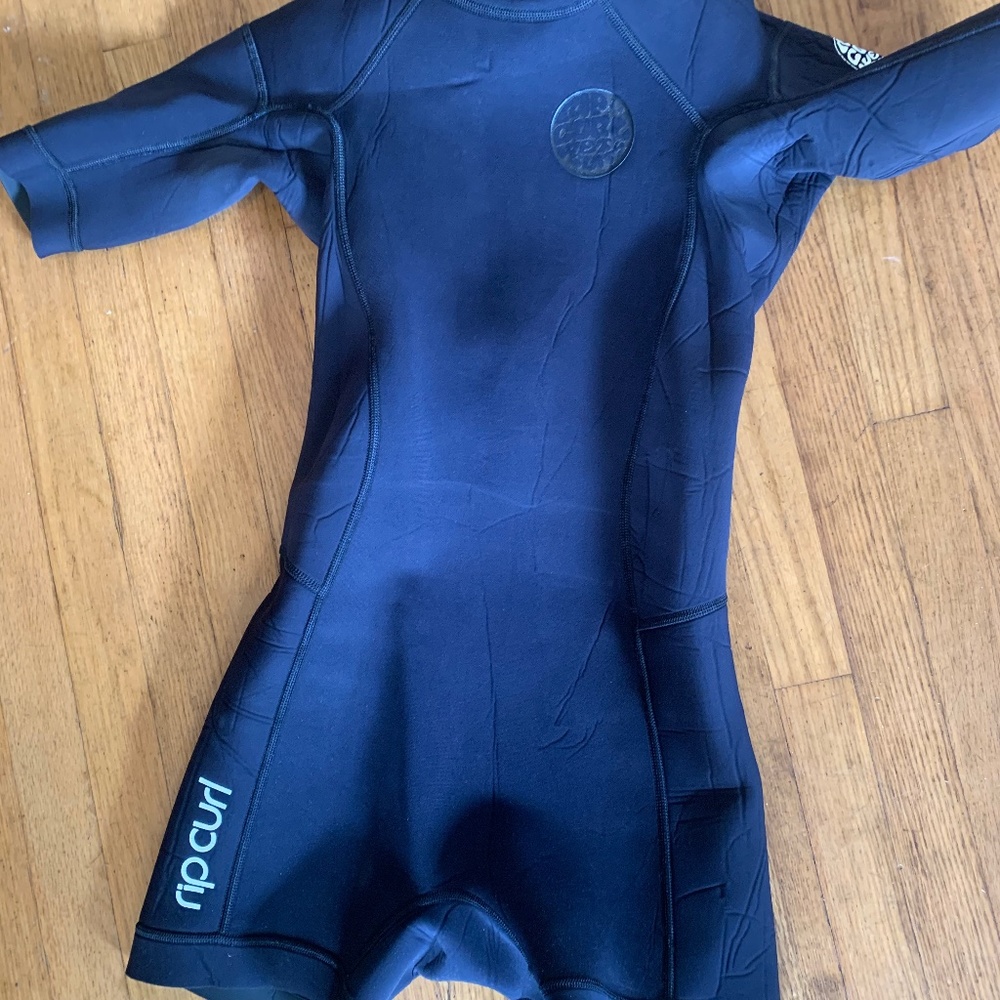 Youth Size 8/10 Rip Curl wetsuit
